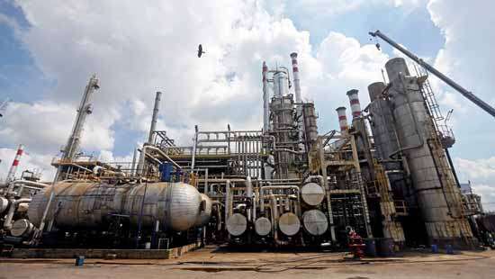 No risk of the Sapugaskanda Oil Refinery being closed as Singapore has agreed to supply crude oil on a loan basis – CPC Chairman