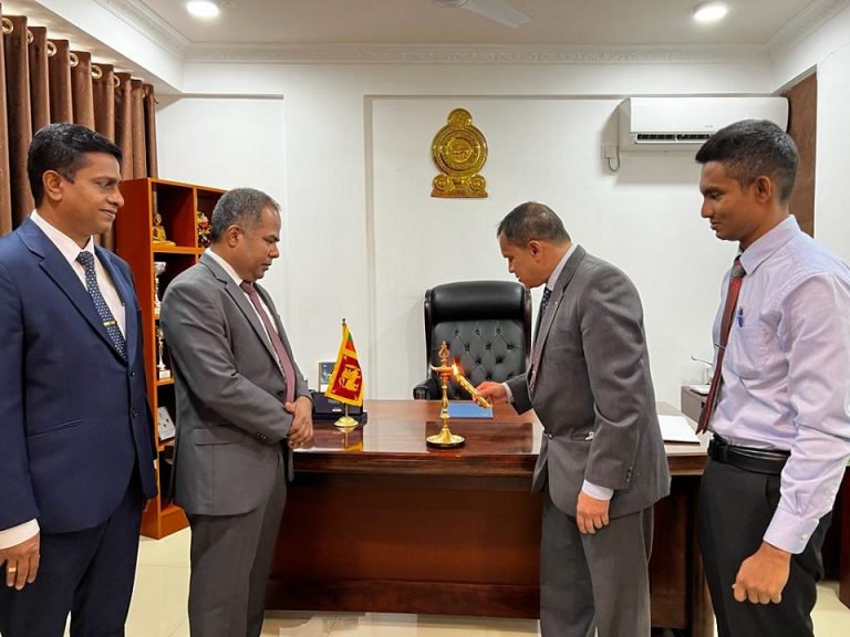 High Commissioner – designate of SL to Maldives presents the open copy of the letter of credentials to the Foreign Ministry in Malé