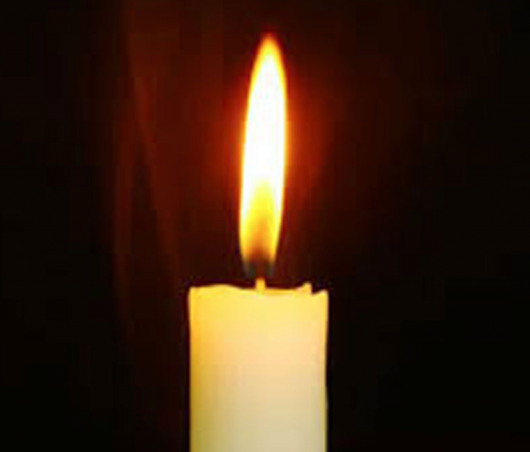 People have no faith in the rulers – A severe shortage of candles due to power cuts!