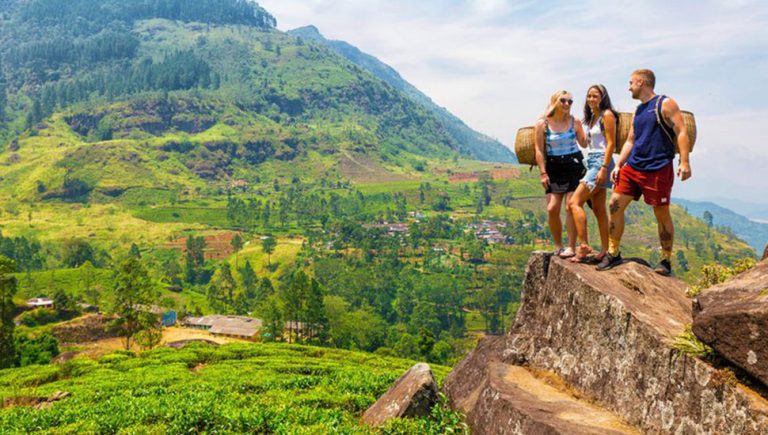 SL Tourist arrivals in first 11 days of 2022 surpass 31,600
