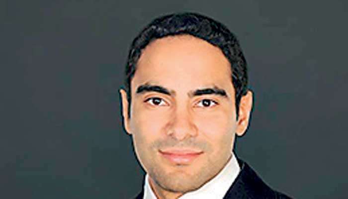 Top emerging market bond fund awaits for Sri Lanka default gain