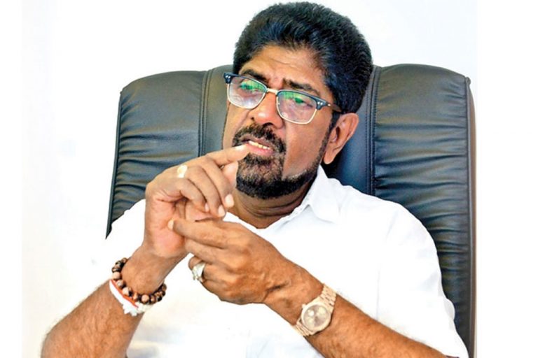 Health Minister calls for report on medicine shortage