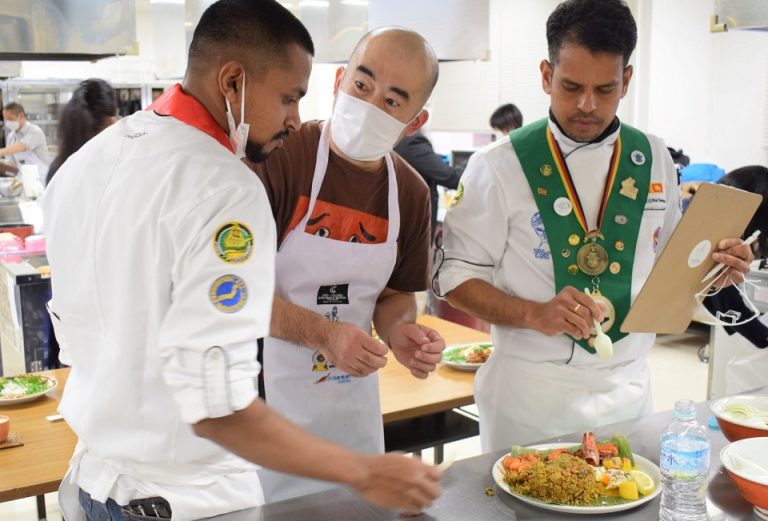 Embassy of Sri Lanka in Japan Organizes Live Sri Lankan Cuisine Competition for Japanese People