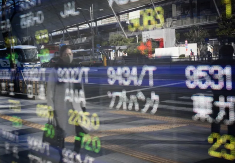 Asian currencies, stocks rebound amid Ukraine crisis