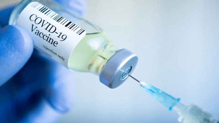 Covid: Supreme Court denies petitions against regulation on full-vaccination