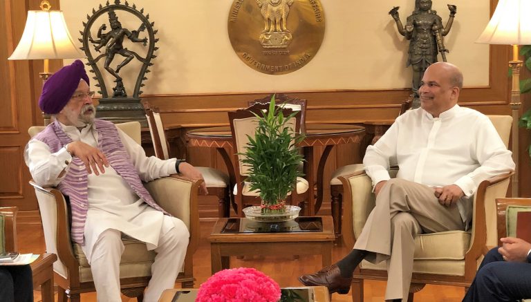 High Commissioner Moragoda meets the Minister of Petroleum & Natural Gas and Housing & Urban Affairs of India