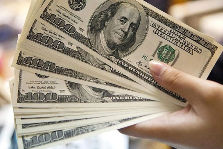 US Dollar surges up to Rs. 319.99