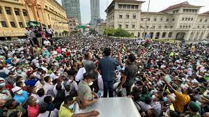 Sajith decides to march to the Presidential Secretariat with the protesters