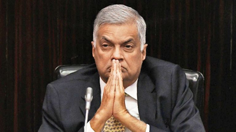National government could be a dangerous political gamble – Ranil gets a warning!