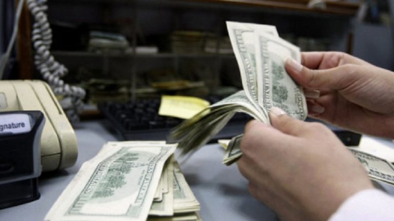 Security forces warn migrant workers against undial money transfer