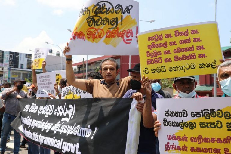 Fidelity Among Big Sri Lankan Debt Holders Staring Down Risk