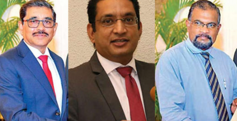 Who approved the decision of defaulting on all the external debt?