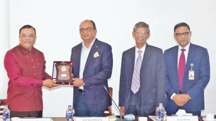 Ceylon Chamber discusses investment promotion with Bangladesh