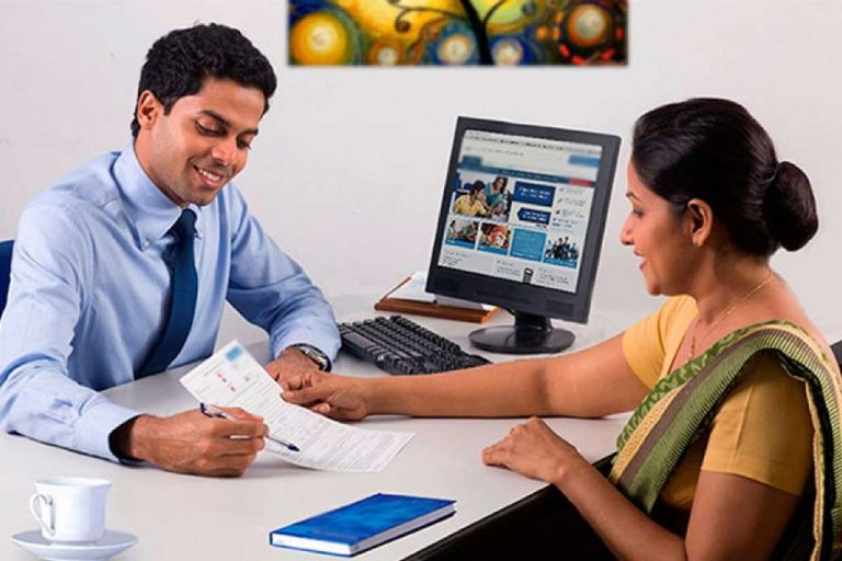 All banks open on April 11 and 12