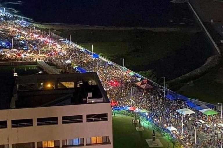 Protestors overflowing Galleface on New Year’s Night (PHOTOS)