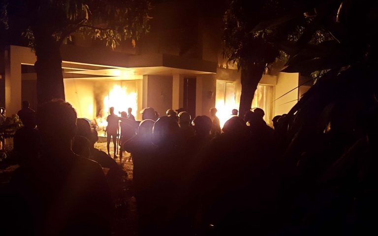 Defence Ministry orders Military to open fire at looters over property damage
