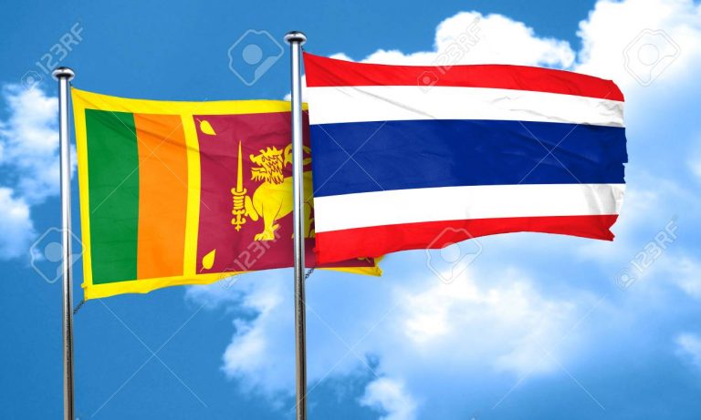 The President of the National Assembly of the Kingdom of Thailand Chuan Leekpai hands over 700,000 Thai Baht to Sri Lanka