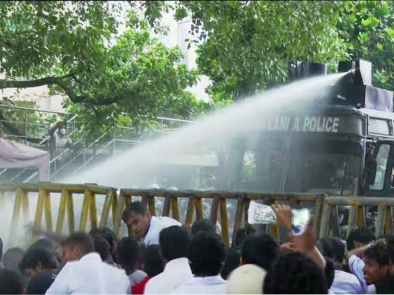 Police launch tear gas at medical students over anti-government protest