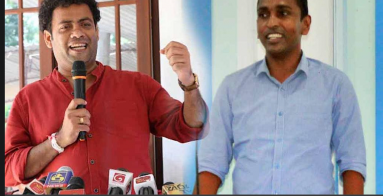 Pohottu MPs Indika and Weerasinghe seize two journalists’ mobile phones!