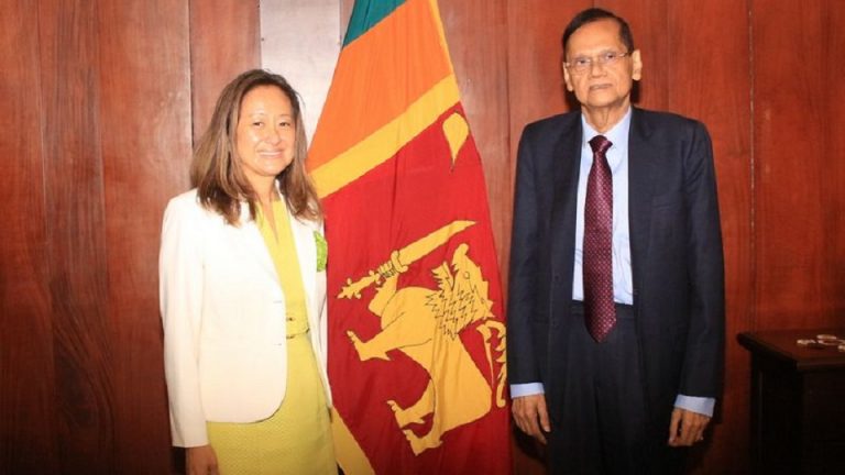 Foreign Minister Peiris meets with U.S. Ambassador Chung