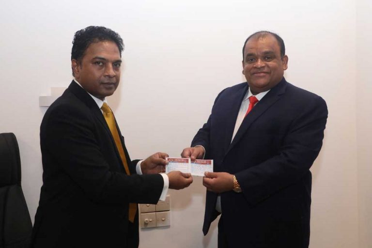 Business Magnate Dhammika Perera becomes a SLPP member