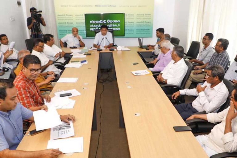 One family looted the whole country: Opposition Leader