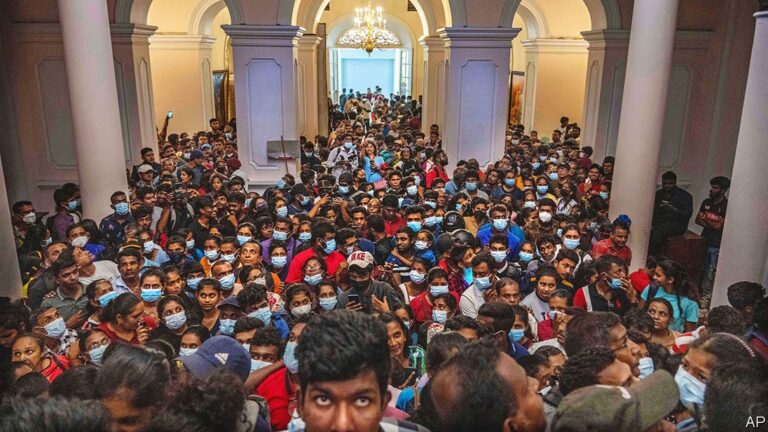 Midnight plane to Malé