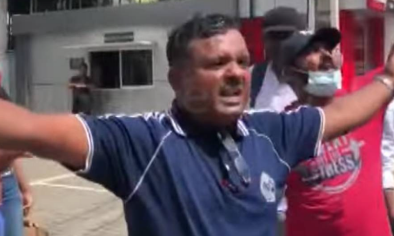 Will the police join the protestors? (VIDEO)