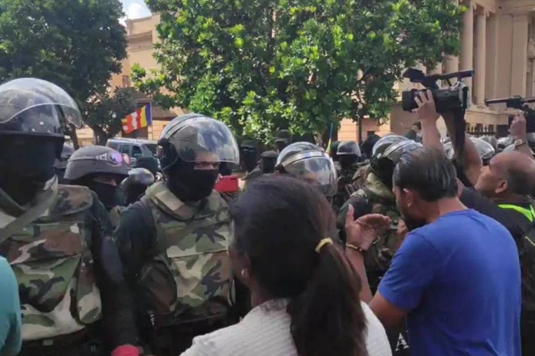 Group of army personnel joins the people’s protest