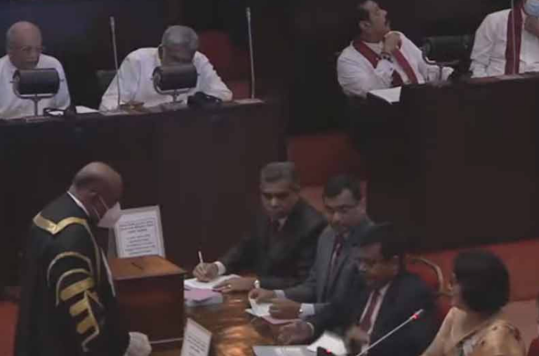 The voting for the election of the new president begins!