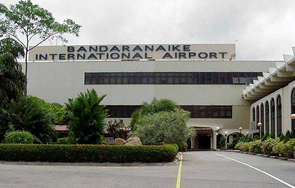 Sri Lanka halts repayments of airline bond, Airport debt