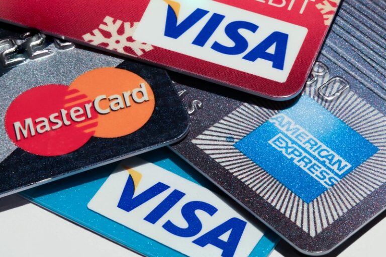 Credit Card interest rate hikes to new high of 40 percent hammering card holders
