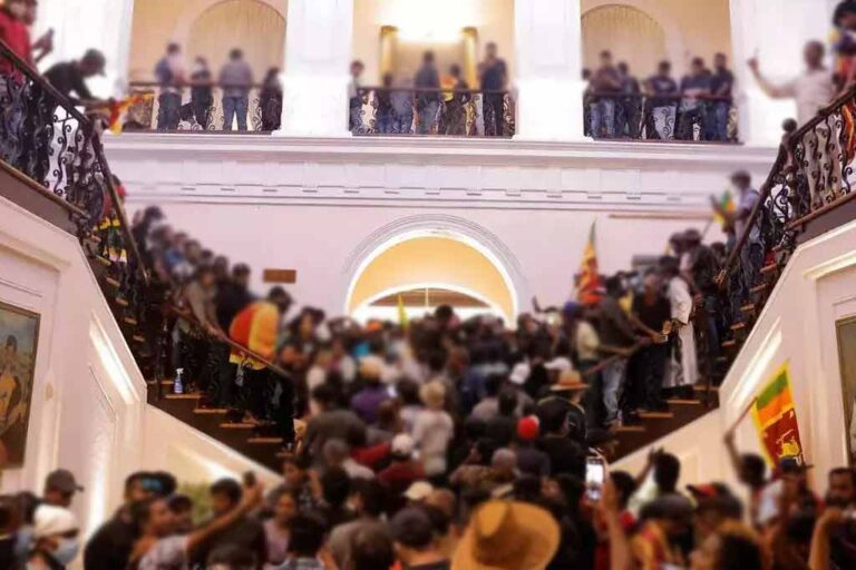 03 accused of attempted selling of 40 brass balls stolen from President’s House arrested