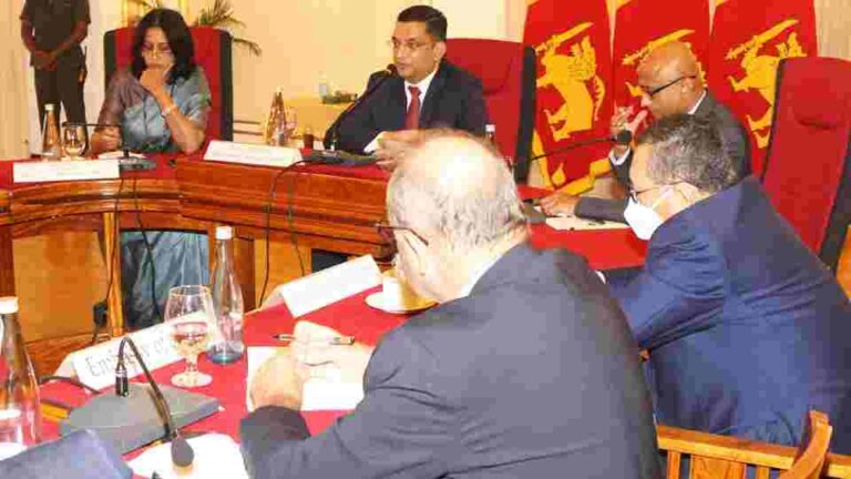 Foreign Minister Ali Sabry briefs Colombo-based Diplomatic Corps on Key Developments