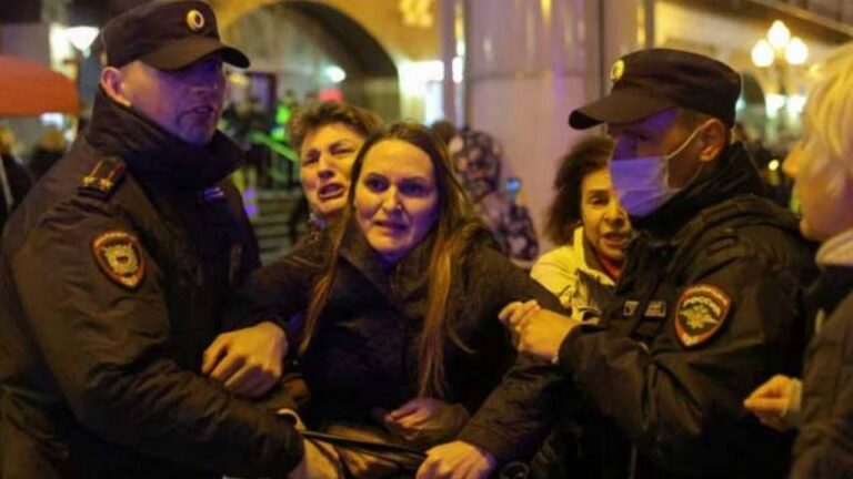 Over 1,300 arrested at anti-war demonstrations in Russia!