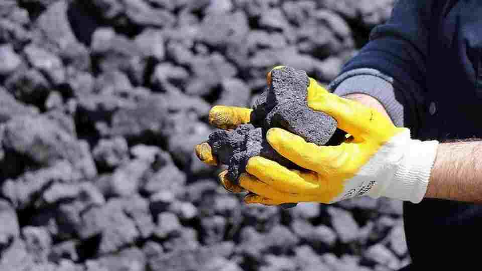 Government Holds Line on Coal Deal despite Rising Opposition Fury