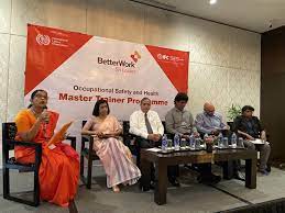 SL apparel industry pledges fullest support to ILO’s Better Work initiative