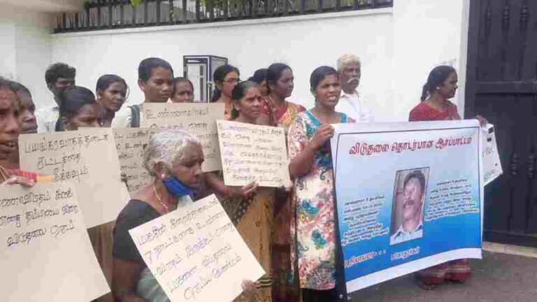 Fast demanding release of political prisoners marks seven days