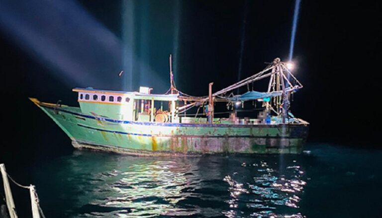 Navy continues raiding Indian trawlers poaching in Sri Lanka waters