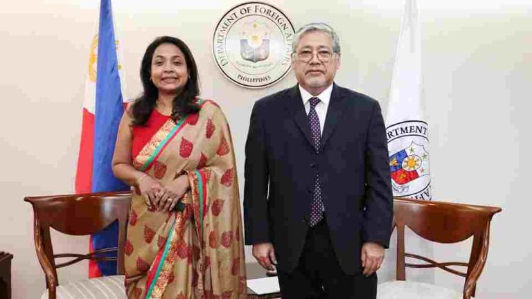 Courtesy call by Ambassador Shobini Gunasekera on the Secretary (Minister) of Foreign Affairs of the Philippines