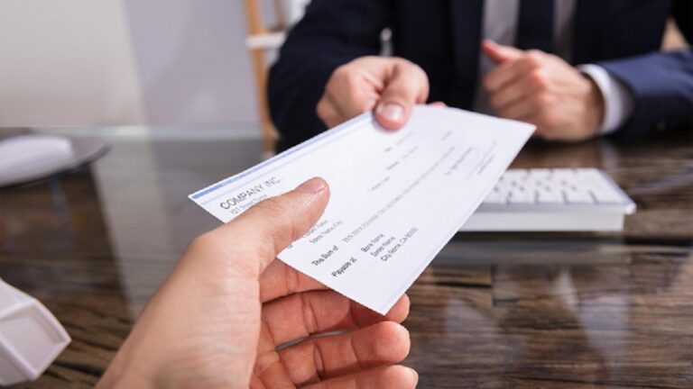 Sri Lankan banks brace for low credit growth amid high cheque returns