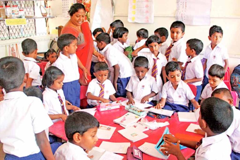 Schools to Recruit 2,500 English Teachers under ‘English for All’ Initiative