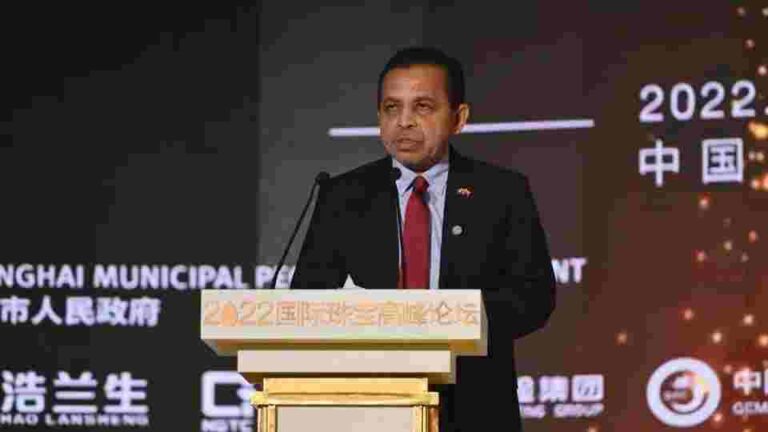 “Come Visit the Sapphire Capital of the World”- Ambassador Dr. Palitha Kohona at the CIIE International Jewellery Summit, Shanghai