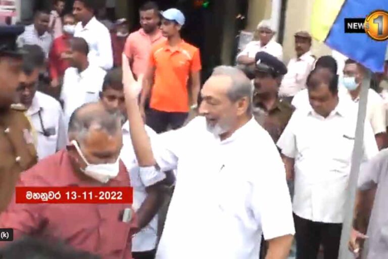 ‘Uttara Lanka Sabhaga’ conference in Kandy led by Weerawansa meets backlash amidst public booing (VIDEO)