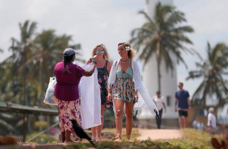 SL tourism regains momentum to end the year with 750,000 tourist arrivals