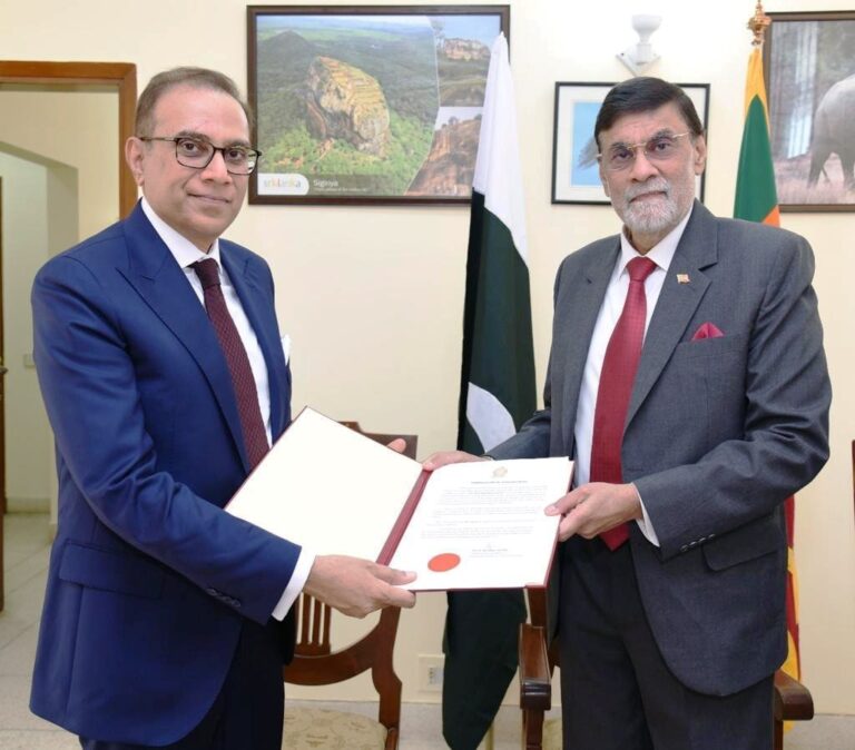High Commissioner of Sri Lanka in Pakistan makes an official visit to Karachi
