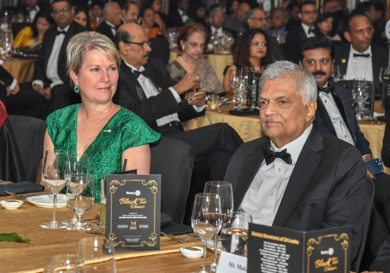 President invites Rotary Club to join with Government in its projects to restore Sri Lanka’s economy!