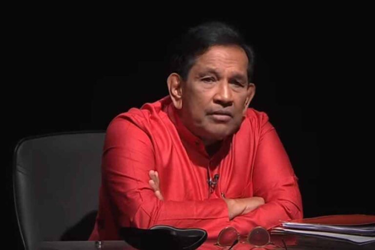 Former Health Minister says he never changed his policies despite decisions to switch parties