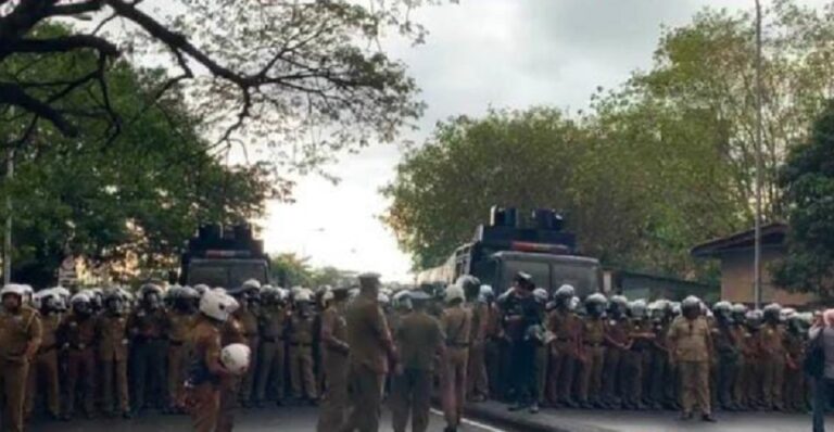 BREAKING! Police throw tear gas and water cannons at SJB protest