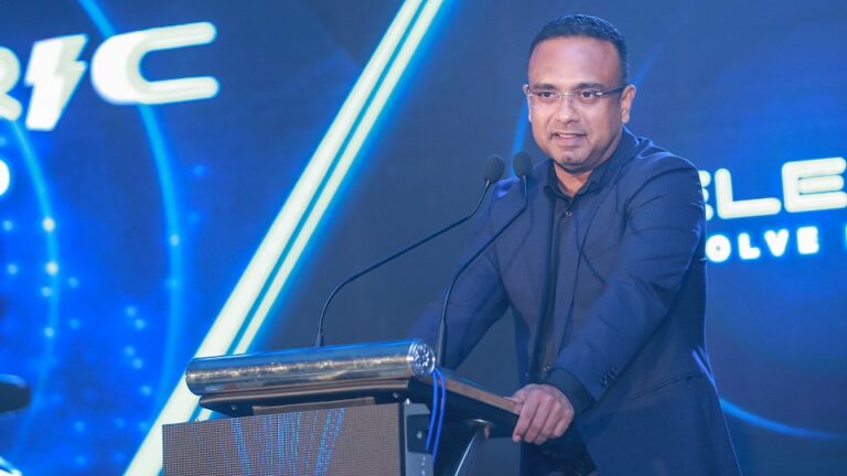 Foreign Employment Minister Nanayakkara says time period given for expatriates to import electric vehicles further extended